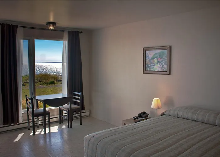 Auberge Des Caps
